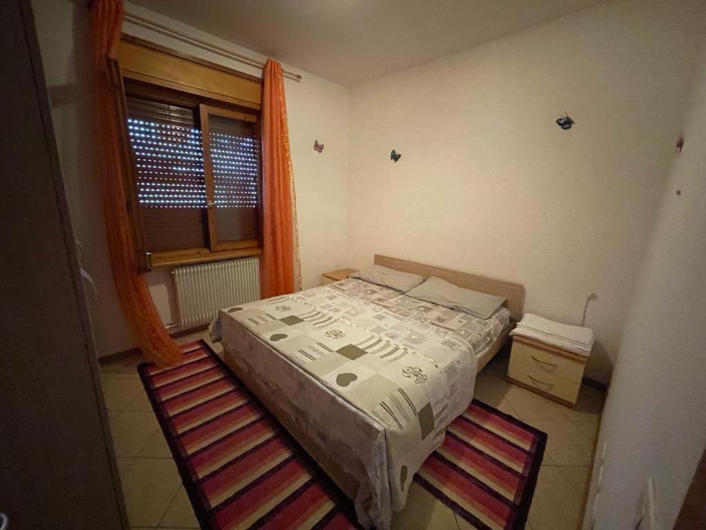 Palazzina Rosa Appartement Spormaggiore Buitenkant foto