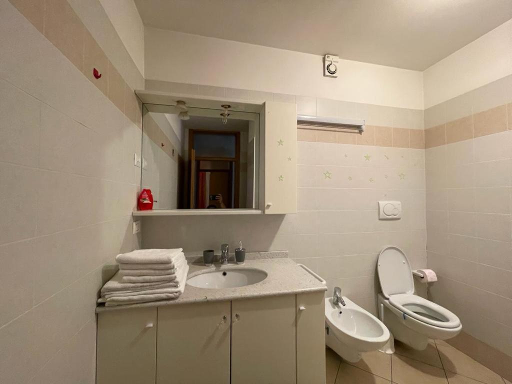 Palazzina Rosa Appartement Spormaggiore Buitenkant foto