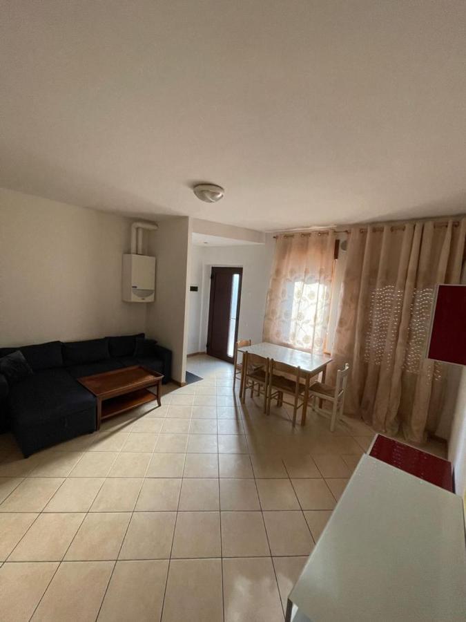 Palazzina Rosa Appartement Spormaggiore Buitenkant foto